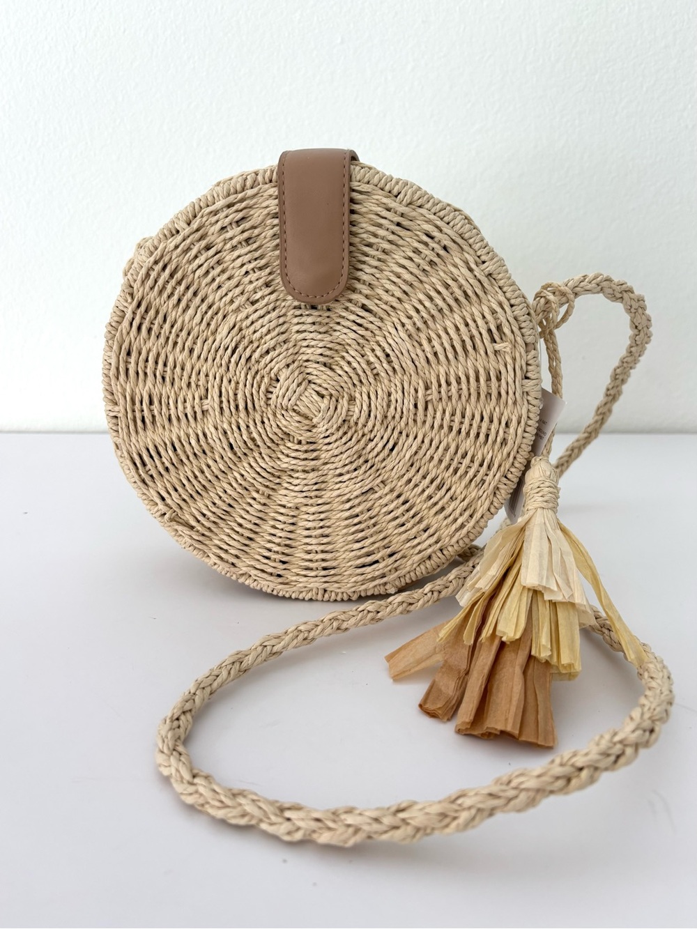 Mia + Tess The Paper Store Crossbody Bag NWT Round Woven Canteen-Style Boho